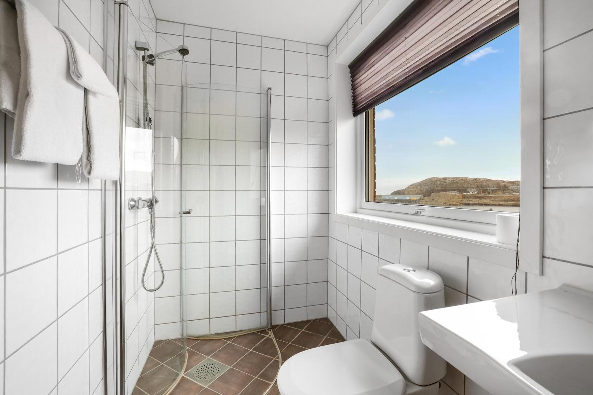 Altafjord Gjestegaard & Spa Hotel 4*